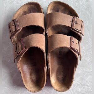 Birkenstock Arizona in oiled cognac size 37
